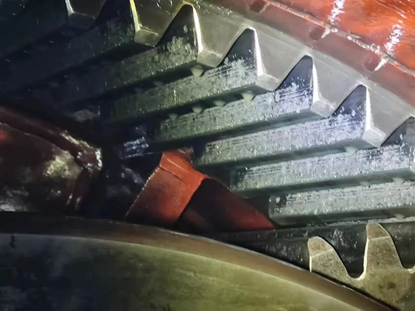 Quanjiao Conch Cement 4# Roller Press (4940)